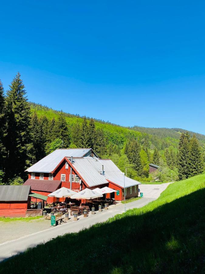 Penzion Lesni Zatisi- Harrachov Eksteriør bilde