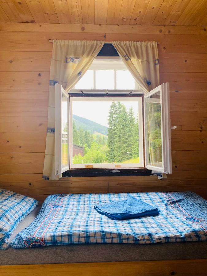 Penzion Lesni Zatisi- Harrachov Eksteriør bilde