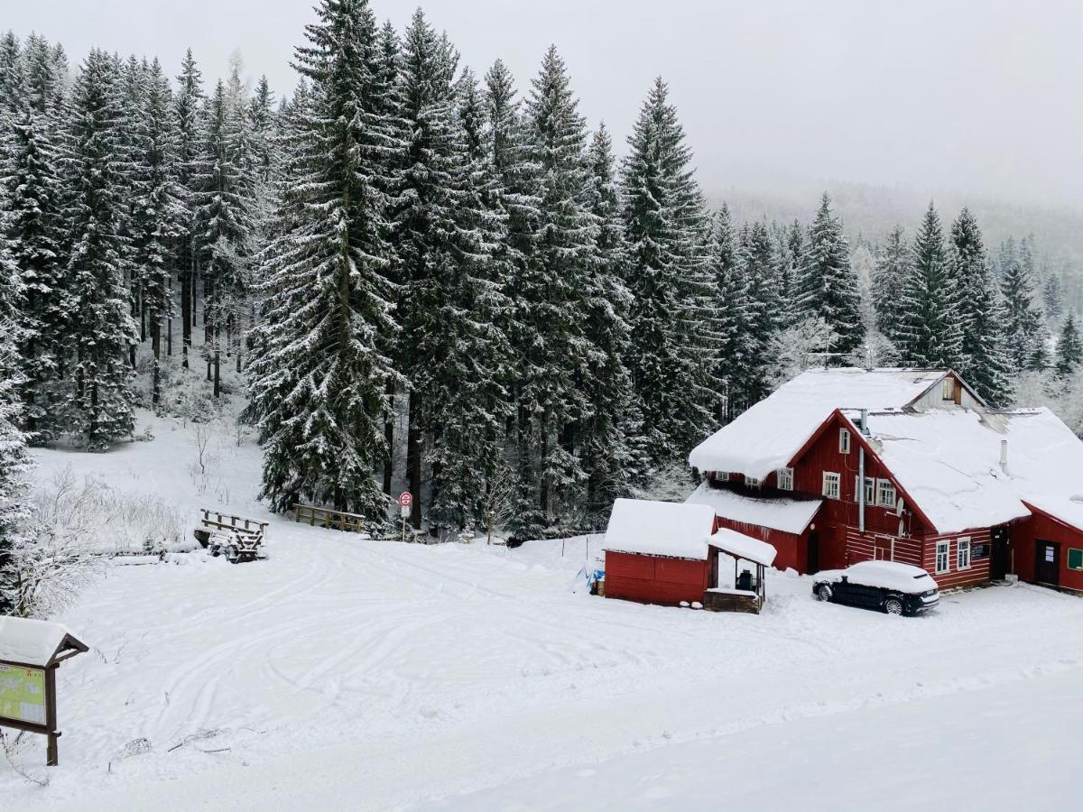 Penzion Lesni Zatisi- Harrachov Eksteriør bilde