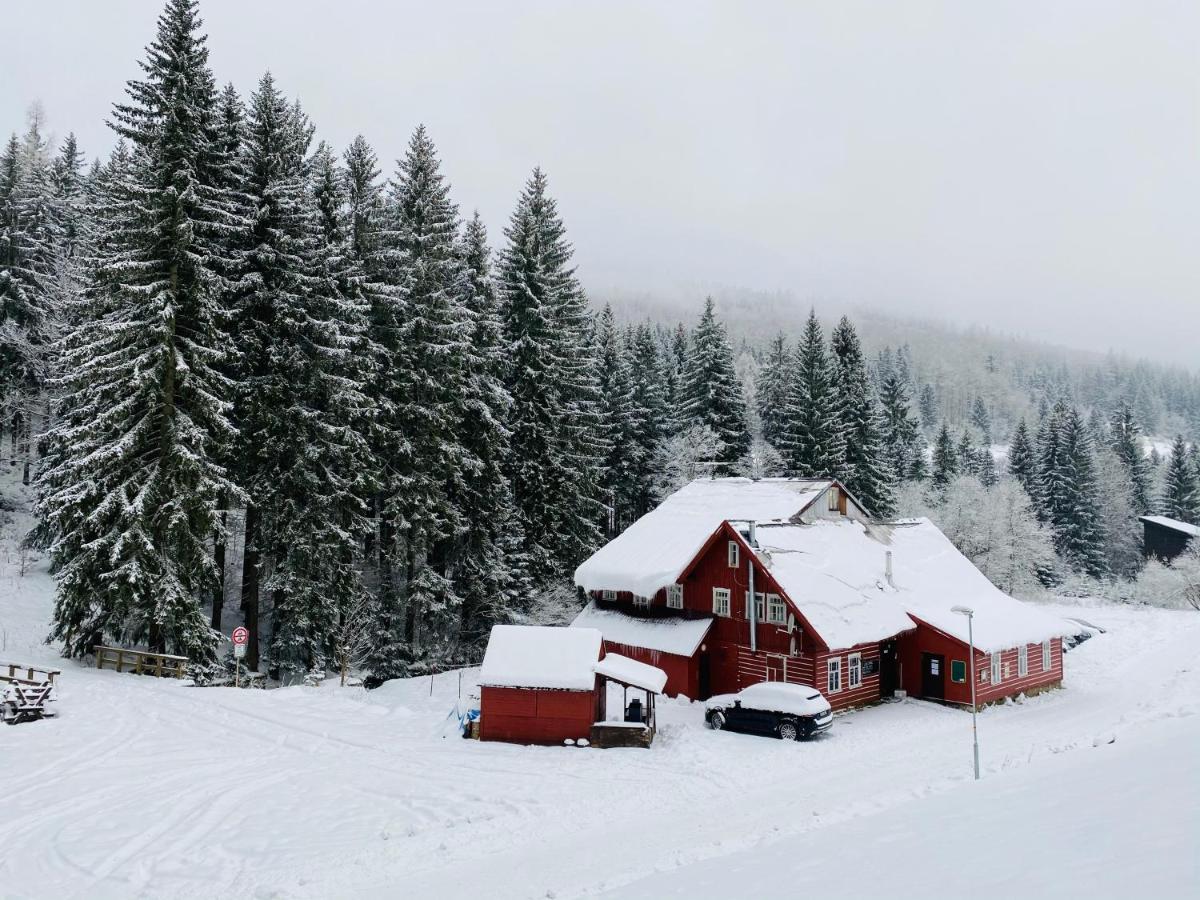 Penzion Lesni Zatisi- Harrachov Eksteriør bilde